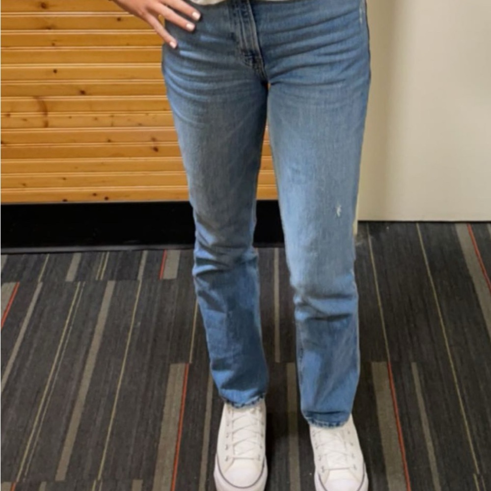 Abercrombie & Fitch Medium Blue Curve Love High Rise 90s Straight Leg Jeans - Picture 9 of 9